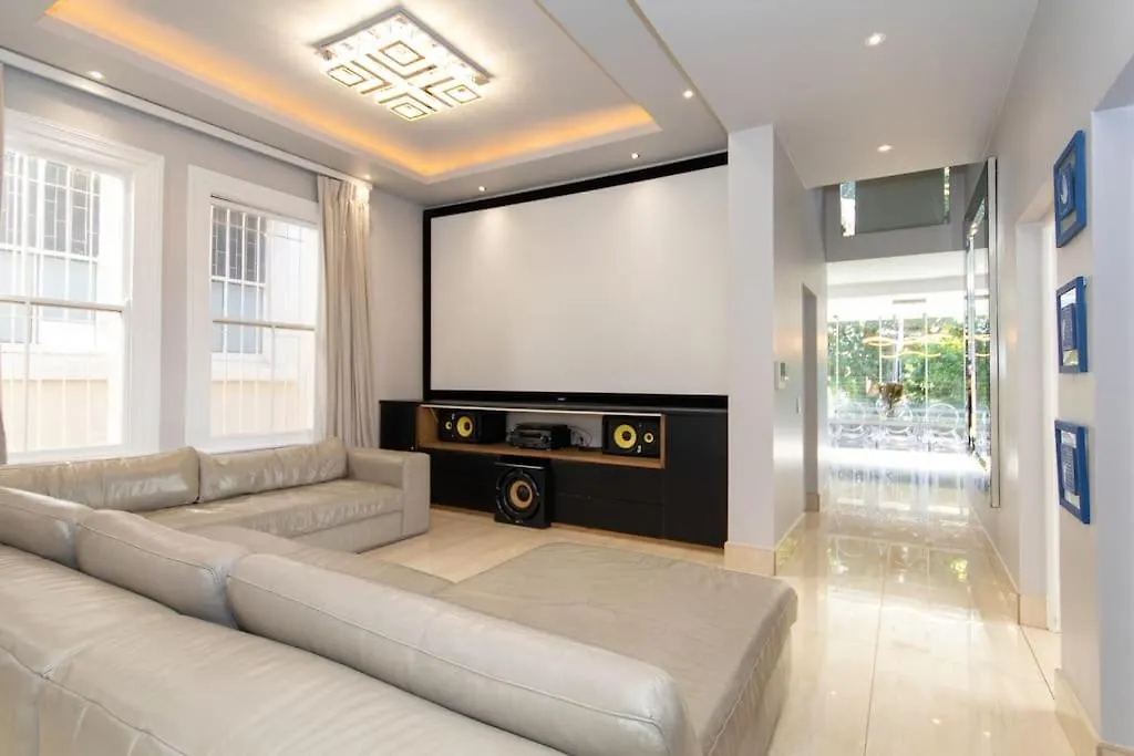 Holiday home Sunny Sea Point Home Cape Town South Africa